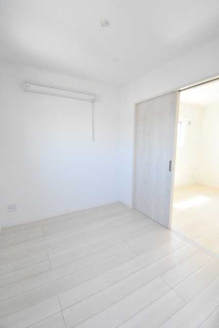 ��ʌ��������܎s��{�擌���P���ڂ̃A�p�[�g�̂��̑������E�X�y�[�X