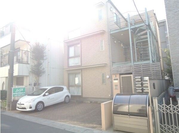 ��ʌ��������܎s��{��㏬���̃A�p�[�g�̌����O��