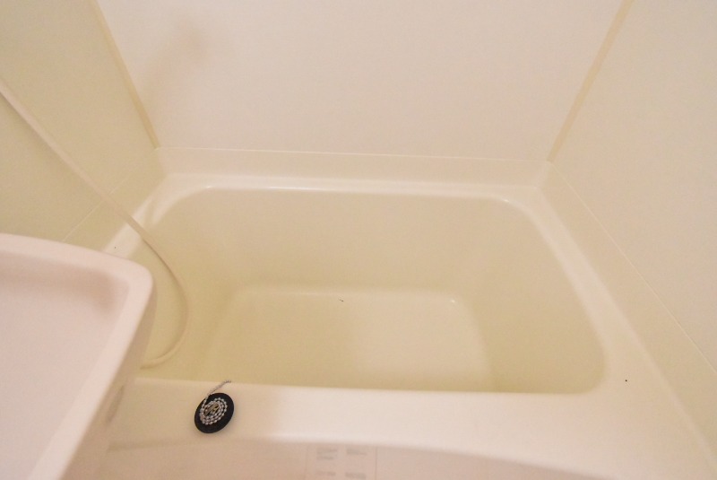 ��ʌ�����s�˒˓��Q���ڂ̃A�p�[�g�̃o�X