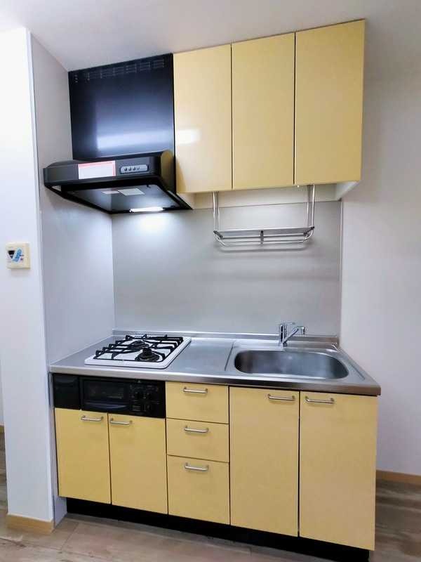 ��ʌ��������܎s���撆���S���ڂ̃}���V�����̃L�b�`��