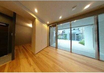 ��ʌ��������܎s��{��g�~���R���ڂ̃}���V�����̋��ԁE���r���O