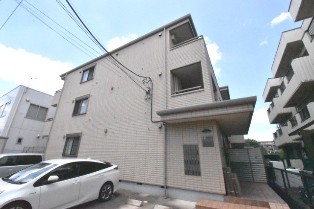 ��ʌ�����s������S���ڂ̃}���V�����̌����O��