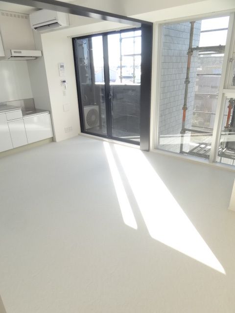 ��ʌ��������܎s��{��O���Q���ڂ̃}���V�����̋��ԁE���r���O