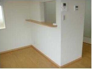 ��ʌ�����s�˒˂P���ڂ̃A�p�[�g�̋��ԁE���r���O