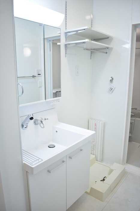 ��ʌ��@�c�s�n���S���ڂ̃A�p�[�g�̐��ʏ�