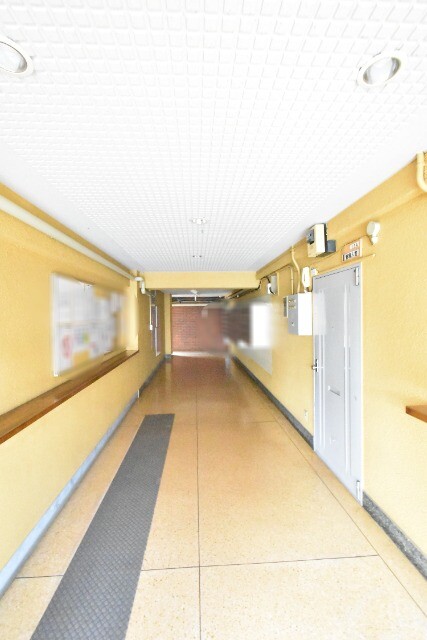 ��ʌ��������܎s��{����ؒ��S���ڂ̃}���V�����̃G���g�����X