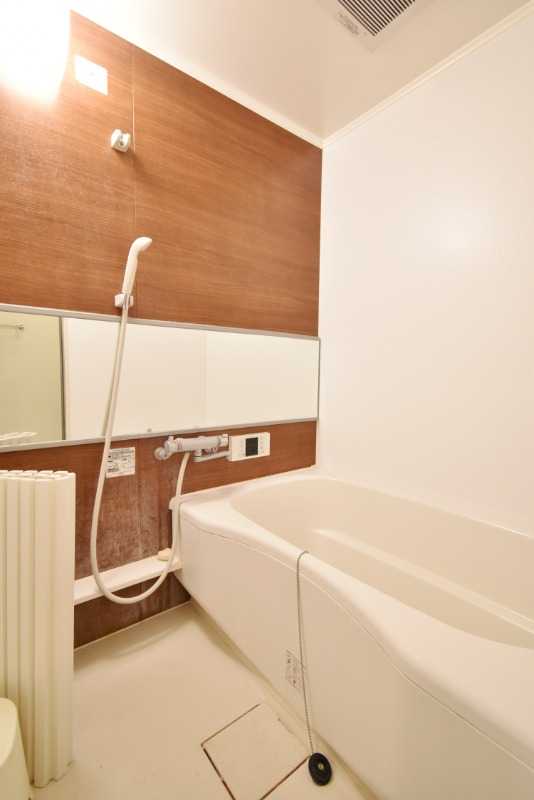 ��ʌ��������܎s���搼��{�P���ڂ̃A�p�[�g�̃o�X