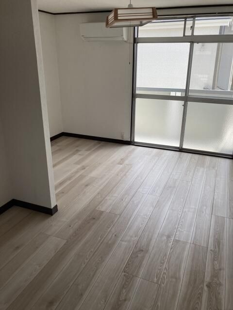 ��ʌ��������܎s������厚���{���̃A�p�[�g�̋��ԁE���r���O