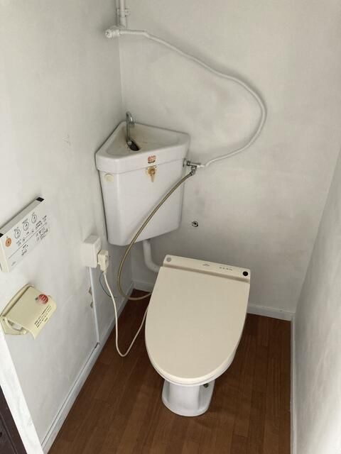 ��ʌ��������܎s������厚���{���̃A�p�[�g�̃g�C��