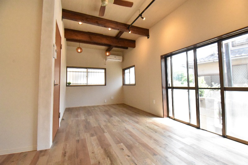 ��ʌ�����s�厚���s�̈�ˌ��Ă̋����E���r���O