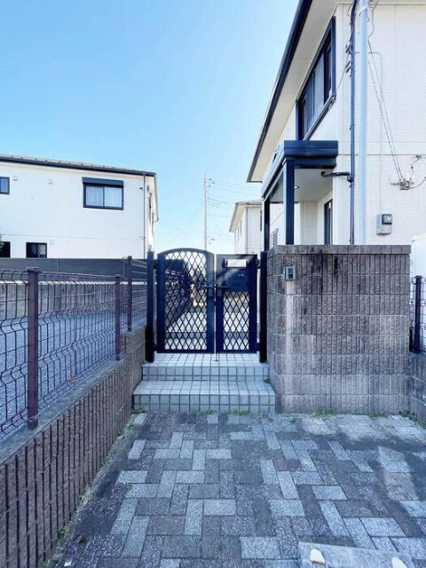 ��ʌ��������܎s�΋�n��Q���ڂ̈�ˌ��ẴG���g�����X