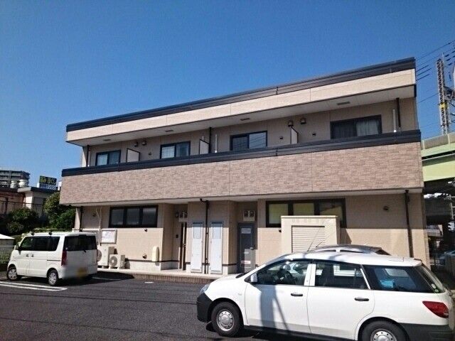 ��ʌ��������܎s�k�擌�听���Q����713-1�̃}���V�����̌����O��