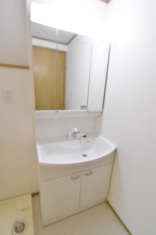 ��ʌ��������܎s������厚�@���̃A�p�[�g�̐��ʏ�