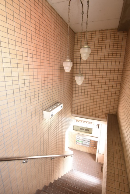 ��ʌ��������܎s��{��听���R���ڂ̃}���V�����̃G���g�����X