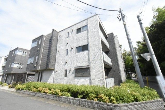 ��ʌ��������܎s�k��{����593-1�̃}���V�����̌����O��