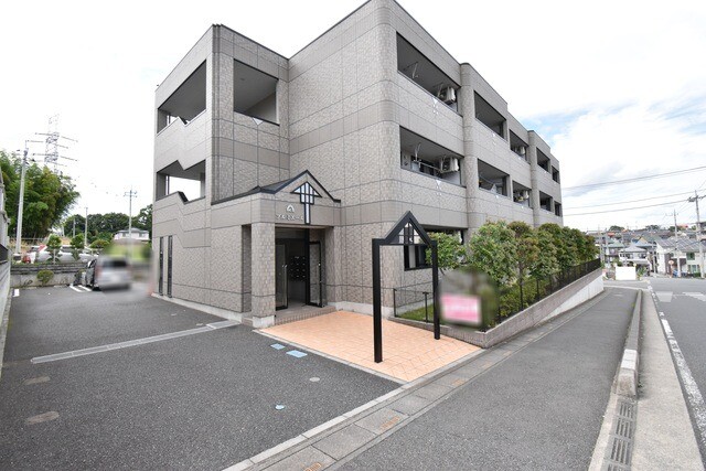 ��ʌ�����s�厚������̃}���V�����̌����O��