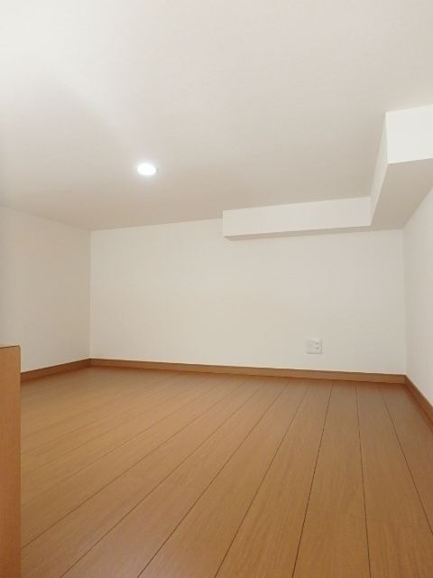 ��ʌ��������܎s��{��听���P���ڂ̃A�p�[�g�̂��̑������E�X�y�[�X