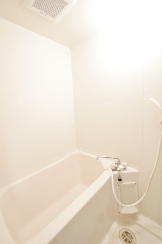 ��ʌ��������܎s�Y�a���ՂR���ڂ̃}���V�����̃o�X