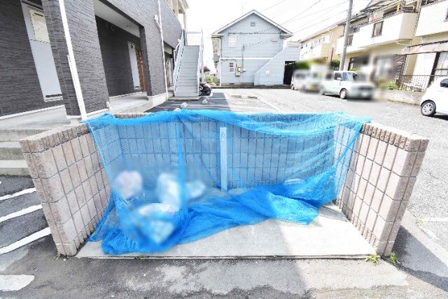 ��ʌ��������܎s����厚�_�c�̃A�p�[�g�̂��̑�