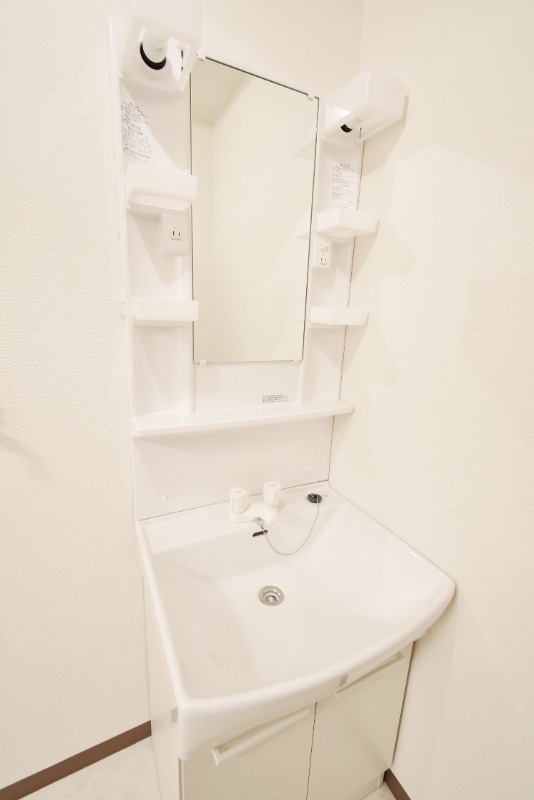 ��ʌ��������܎s�Y�a���ՂR���ڂ̃}���V�����̐��ʏ�