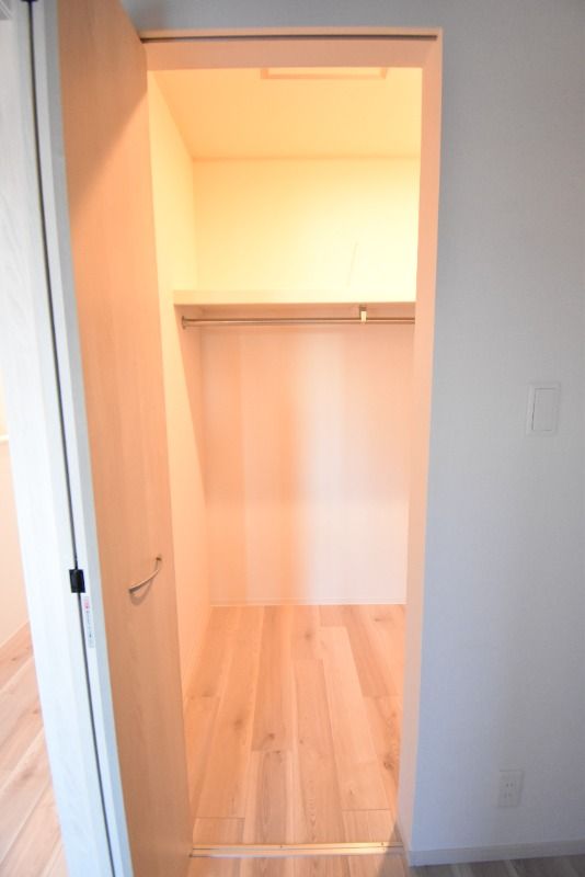 ��ʌ��������܎s��{��V�����Q���ڂ̃A�p�[�g�̎��[