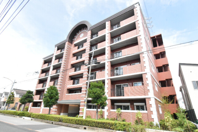 ��ʌ�����s�˒˓��P���ڂ̃}���V�����̌����O��