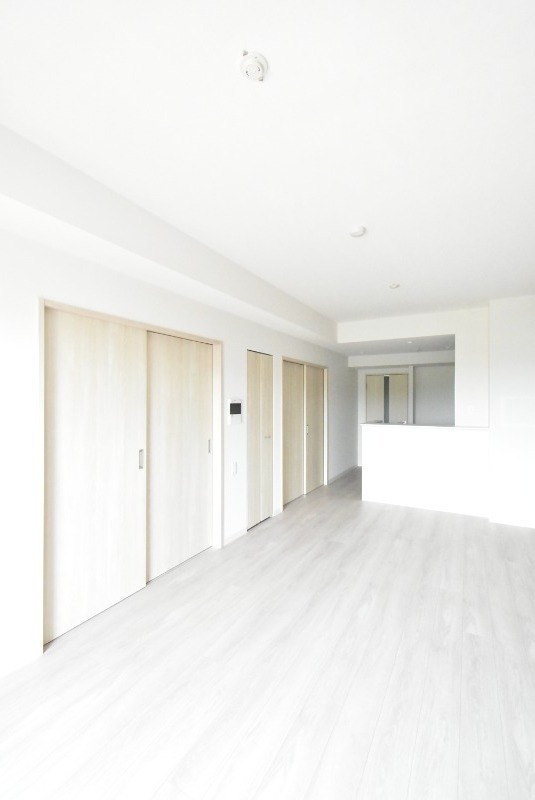 ��ʌ�����s�˒˓��P���ڂ̃}���V�����̋��ԁE���r���O