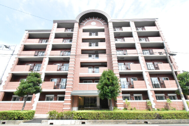 ��ʌ�����s�˒˓��P����15-24�̃}���V�����̌����O��