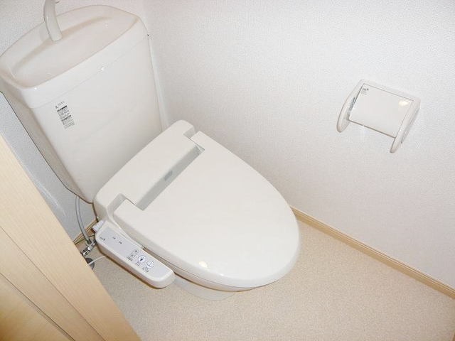 ��ʌ��k�����S�ɓޒ��w���S���ڂ̃A�p�[�g�̃g�C��