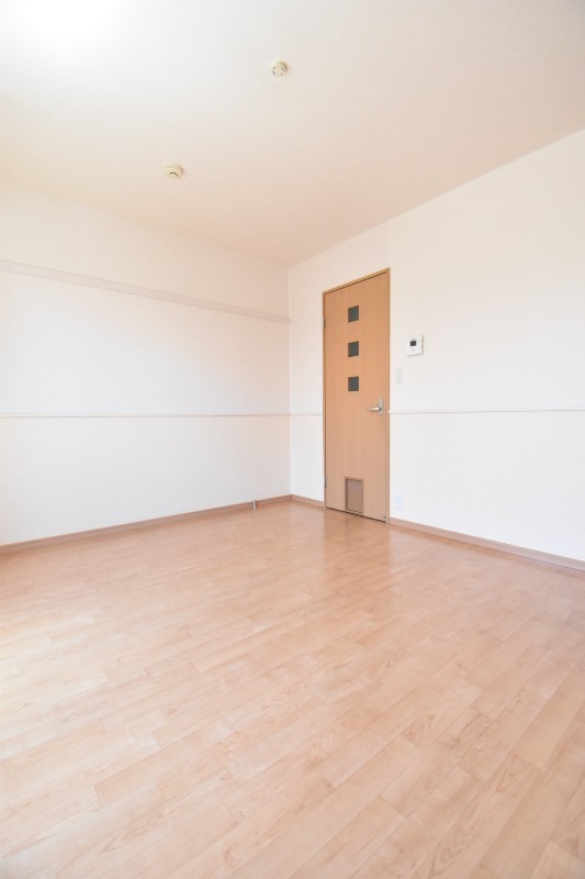 ��ʌ��������܎s�������˂T���ڂ̃A�p�[�g�̂��̑������E�X�y�[�X