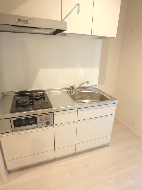 ��ʌ��������܎s������厚�쒆��̃}���V�����̃L�b�`��