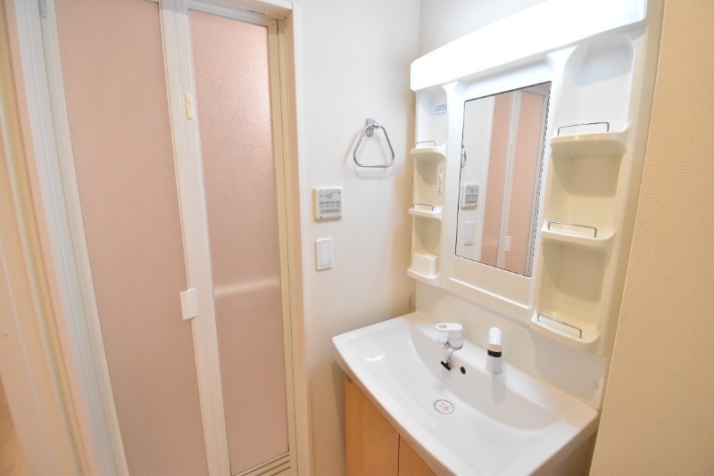 ��ʌ��������܎s�΋�厚���̃}���V�����̐��ʏ�