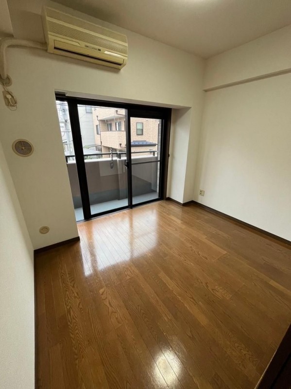 ��ʌ��������܎s�Y�a��j���J�P���ڂ̃}���V�����̂��̑������E�X�y�[�X