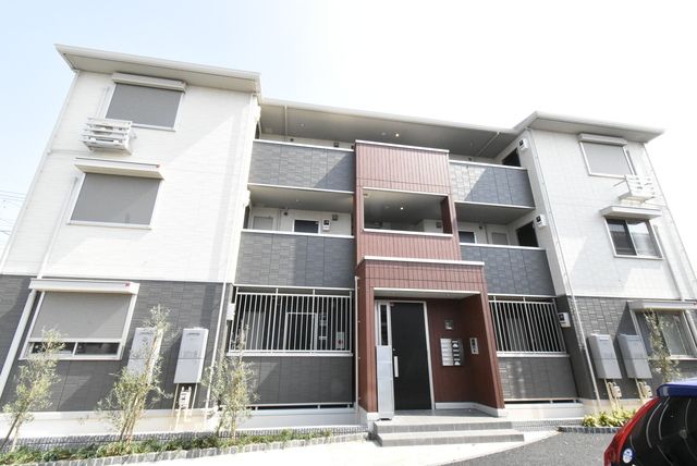 ��ʌ�����s�΋u�P����9-18�̃A�p�[�g�̌����O��