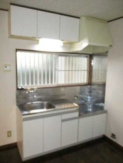 ��ʌ��������܎s�΋�厚���̃A�p�[�g�̃L�b�`��