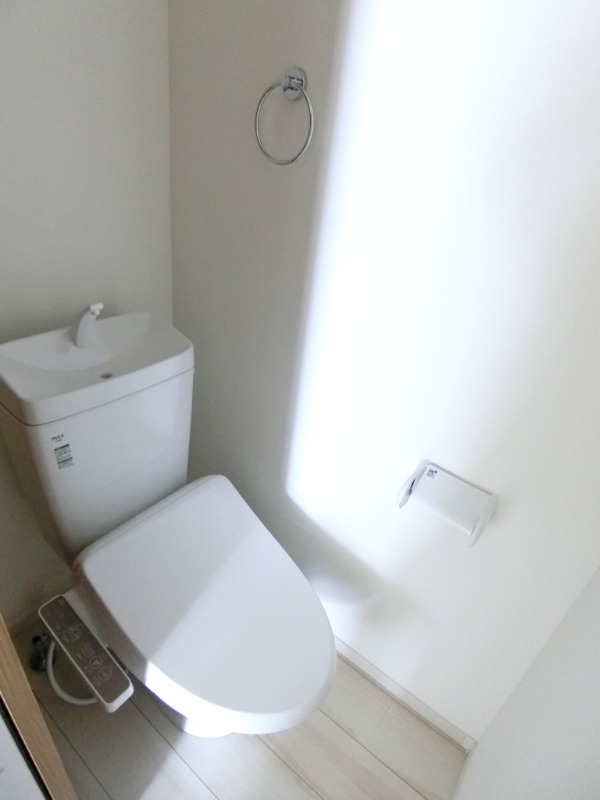 ��ʌ��������܎s���搼�x�W���ڂ̃A�p�[�g�̃g�C��