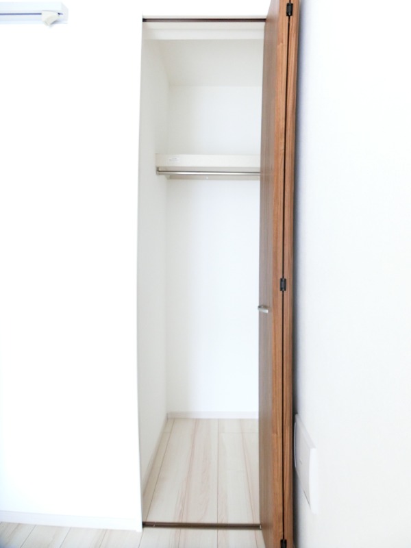 ��ʌ��������܎s���搼�x�W���ڂ̃A�p�[�g�̎��[