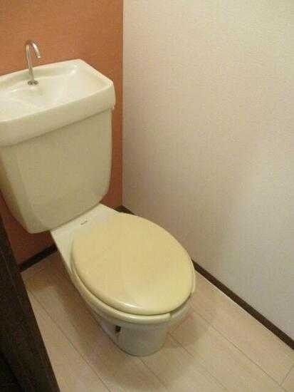 ��ʌ��������܎s�΋�厚���̃A�p�[�g�̃g�C��