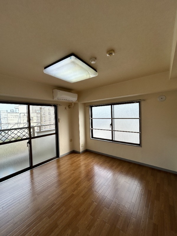 ��ʌ��������܎s�k��听���S���ڂ̃}���V�����̋����E���r���O