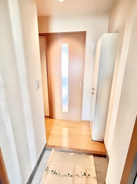 ��ʌ������s���]�R���ڂ̃}���V�����̌���