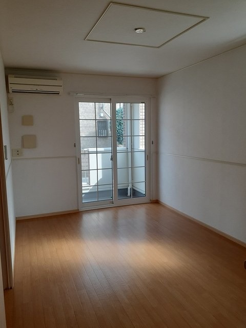 ��ʌ��������܎s������t���P���ڂ̃A�p�[�g�̋��ԁE���r���O