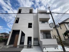 ��ʌ��������܎s�������a�c���Q���ڂ̃A�p�[�g�̌����O��