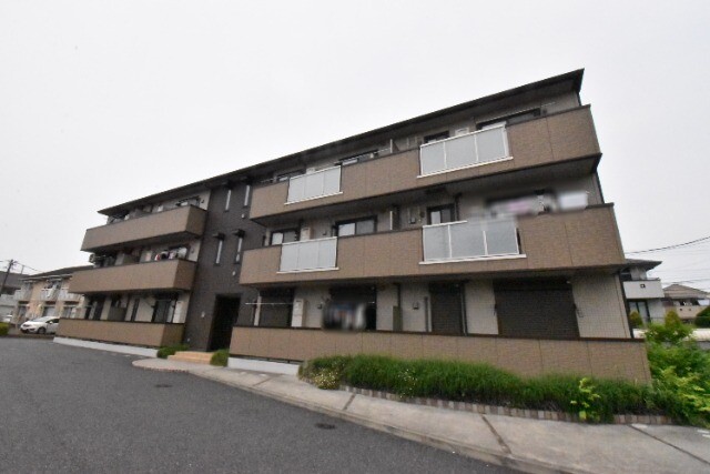 ��ʌ�����s�厚�ؑ]�C�̃A�p�[�g�̌����O��