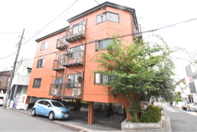 ��ʌ��������܎s��捪�݂S����7-5�̃}���V�����̌����O��