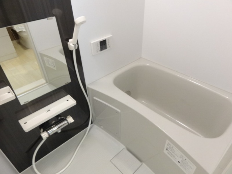 ��ʌ��������܎s�k����i���R���ڂ̃A�p�[�g�̃o�X