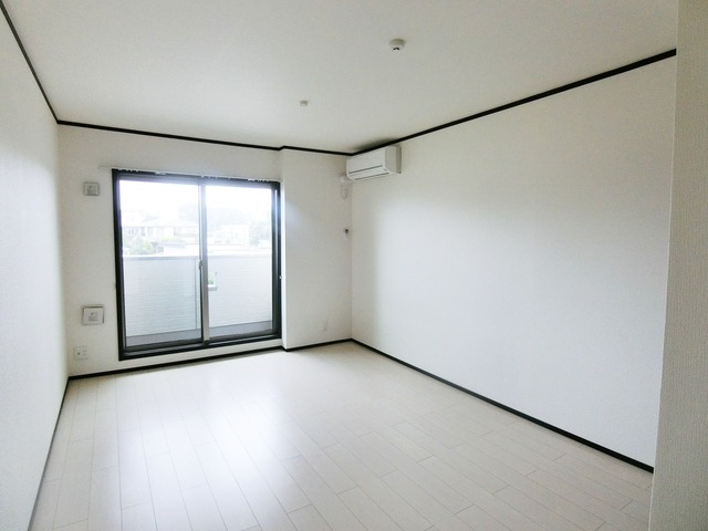 ��ʌ��������܎s�΋�厚����c�̃A�p�[�g�̋��ԁE���r���O