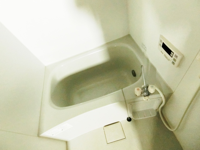 ��ʌ��������܎s�΋�厚����c�̃A�p�[�g�̃o�X