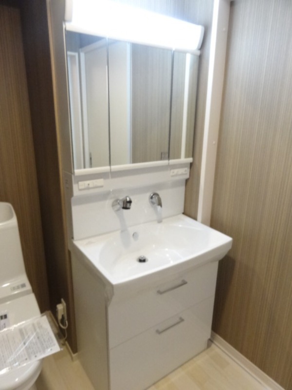 ��ʌ��������܎s�k����i���R���ڂ̃A�p�[�g�̐��ʏ�