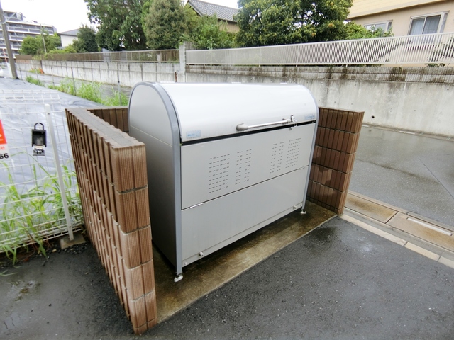 ��ʌ��������܎s�΋�厚����c�̃A�p�[�g�̂��̑�