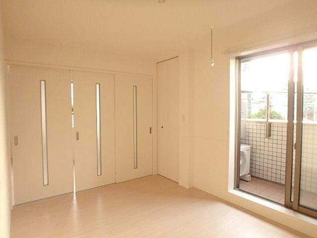 ��ʌ��������܎s������厚�������̃}���V�����̋����E���r���O